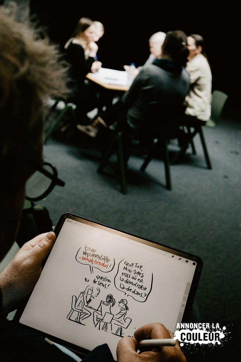 Vincent rif faisant une facilitation lors de la journée anoncer la couleur